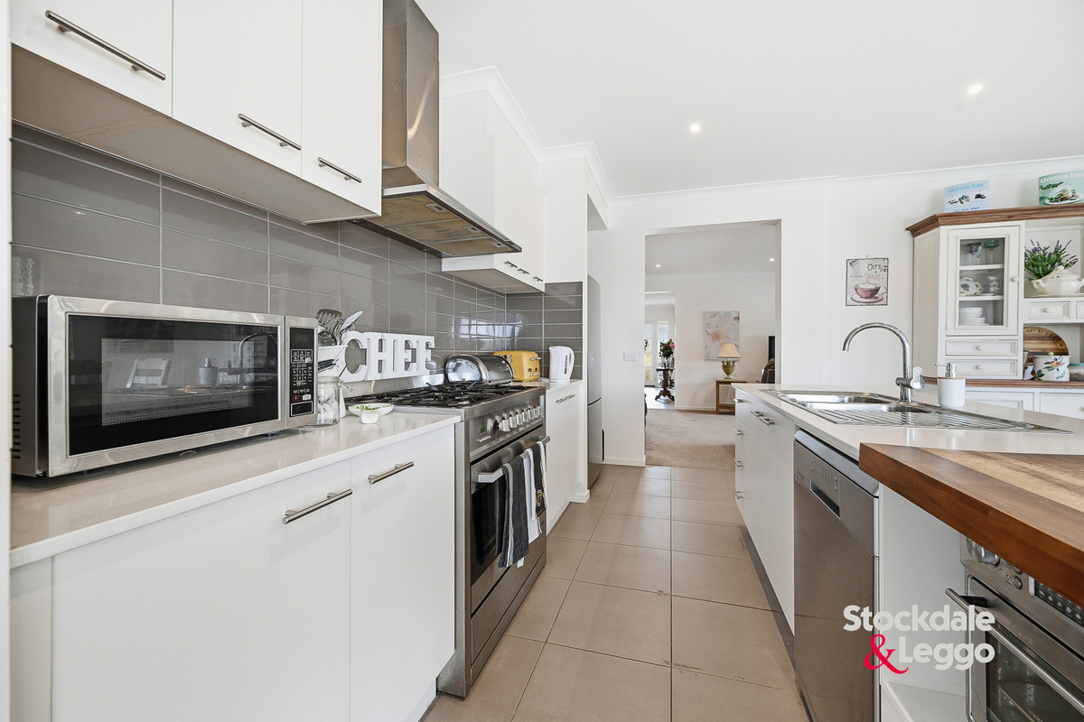 8 Pioneer Avenue, Wonthaggi VIC 3995, Wonthaggi - Thumbnail 3