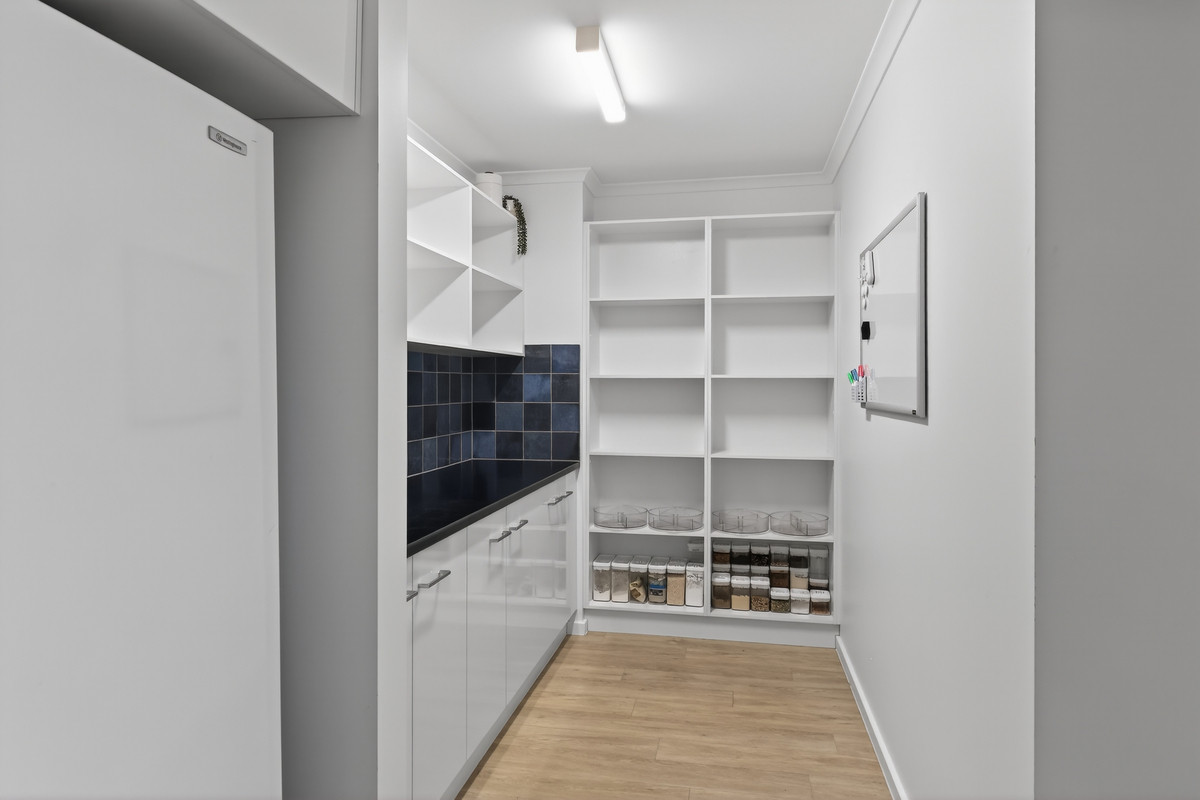 37 Keane Street, Koroit VIC 3282, Koroit - Thumbnail 5