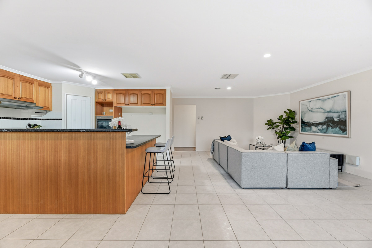 5 Fairholme Boulevard, Berwick VIC 3806, Berwick - Thumbnail 5