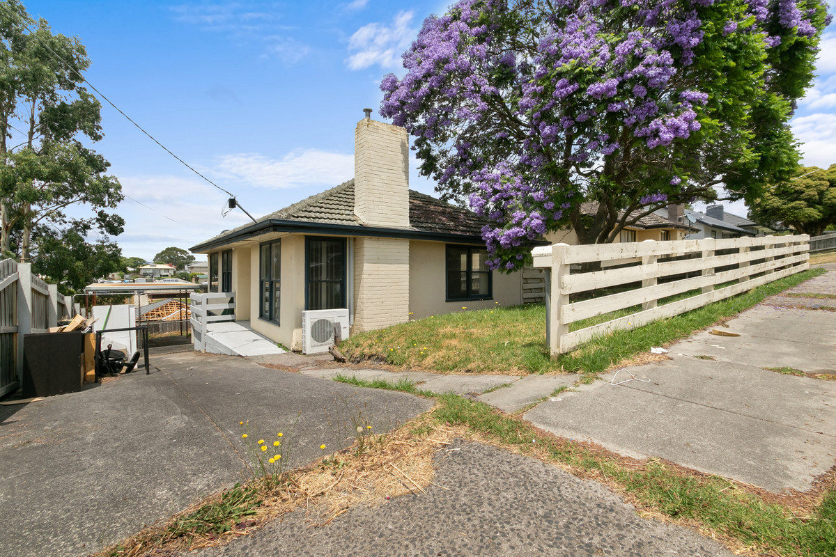 52 Robertson Street, MORWELL VIC 3840, Morwell - Thumbnail 3