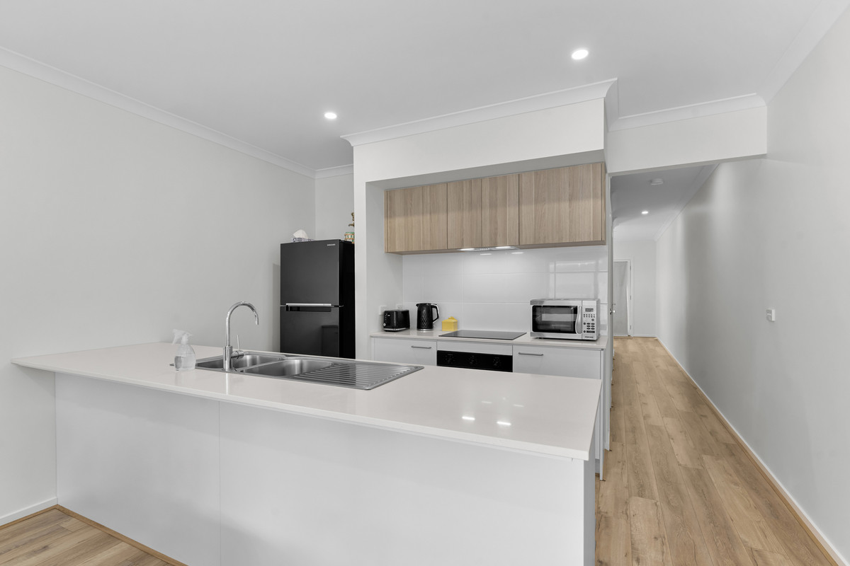 39 Cabo Circuit, Clyde North VIC 3978, Clyde North - Thumbnail 4