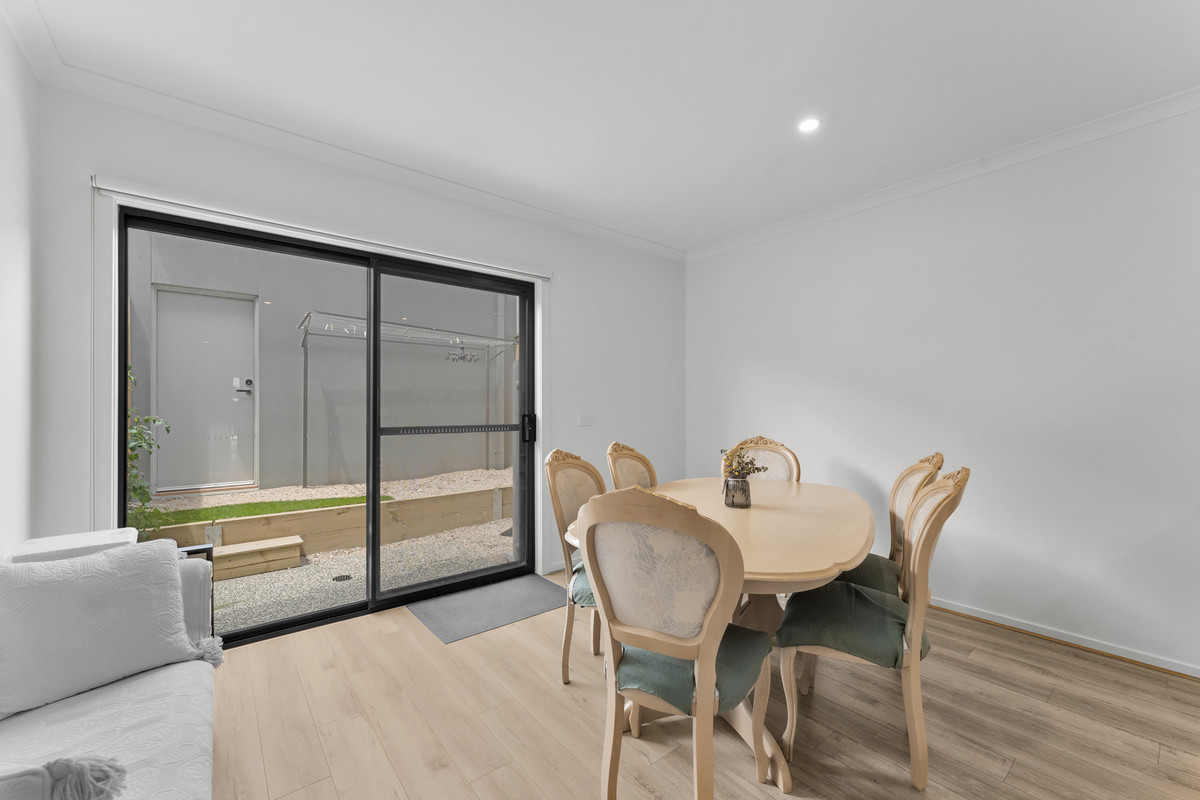 39 Cabo Circuit, Clyde North VIC 3978, Clyde North - Thumbnail 5