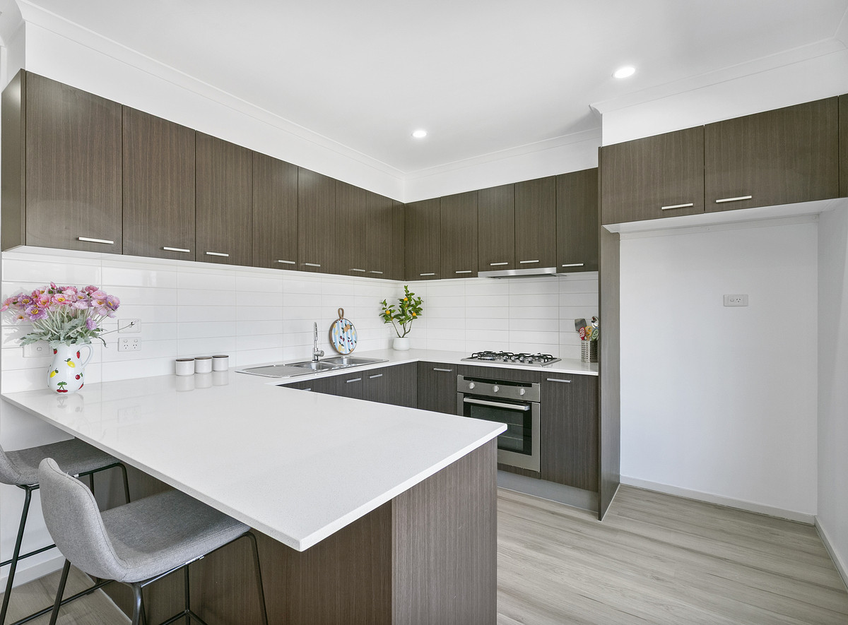 6 Gorman Drive, MILL PARK VIC 3082, Mill Park - Thumbnail 3