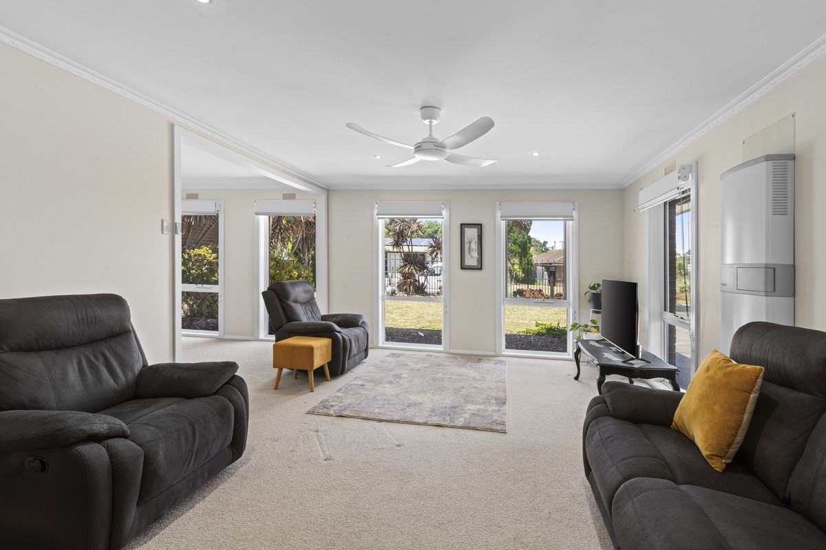39 Leawarra Way, Clifton Springs VIC 3222, Clifton Springs - Thumbnail 2