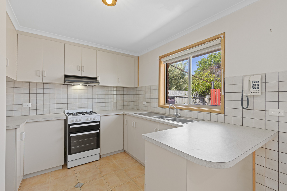 2 / 6 Berrigan Street, Clifton Springs VIC 3222, Clifton Springs - Thumbnail 2
