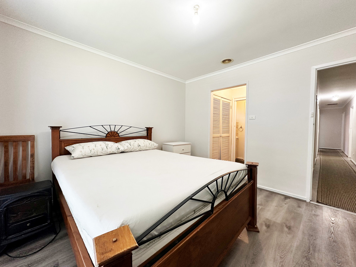 24 Dunlop Street, Shepparton VIC 3630, Shepparton - Thumbnail 3