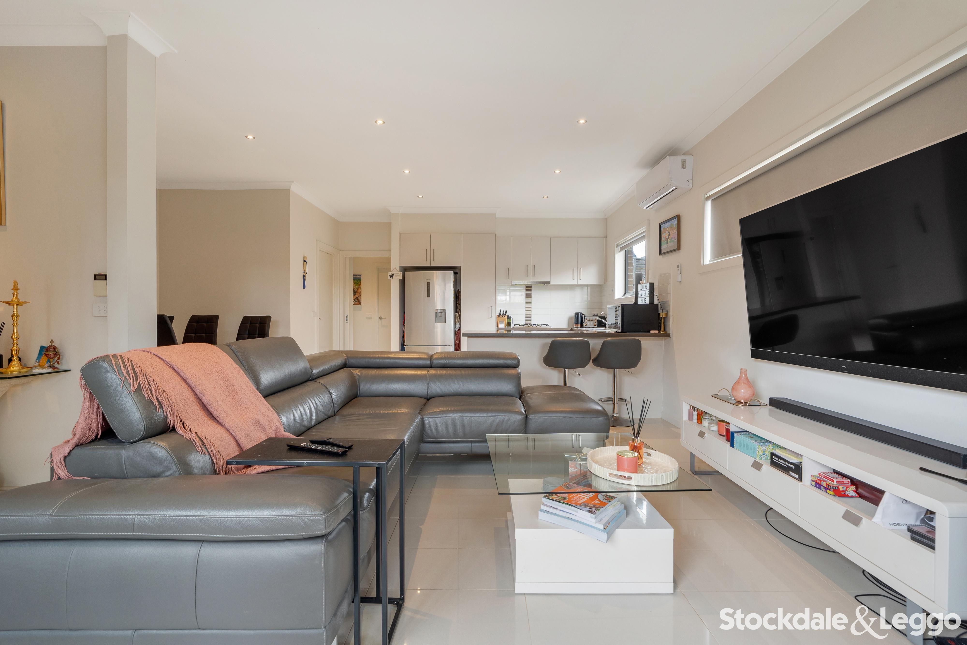 2/23 Edith Street, Epping VIC, Epping - Thumbnail 2