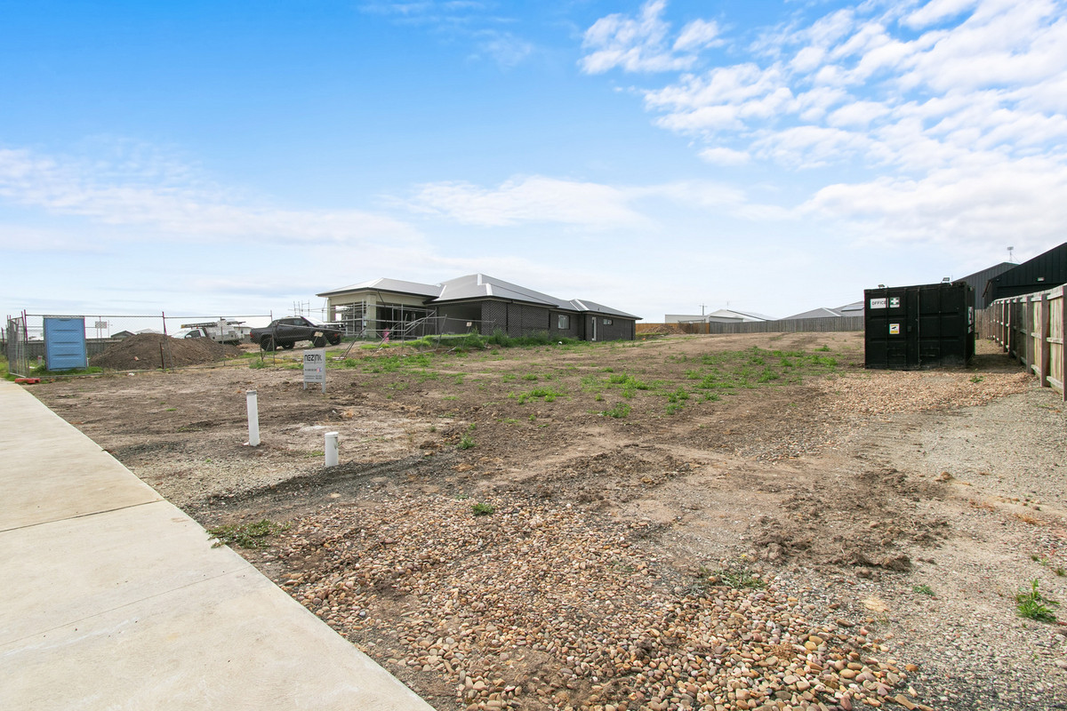 14 Bartholomew Circuit, Traralgon VIC 3844, Traralgon - Thumbnail 6