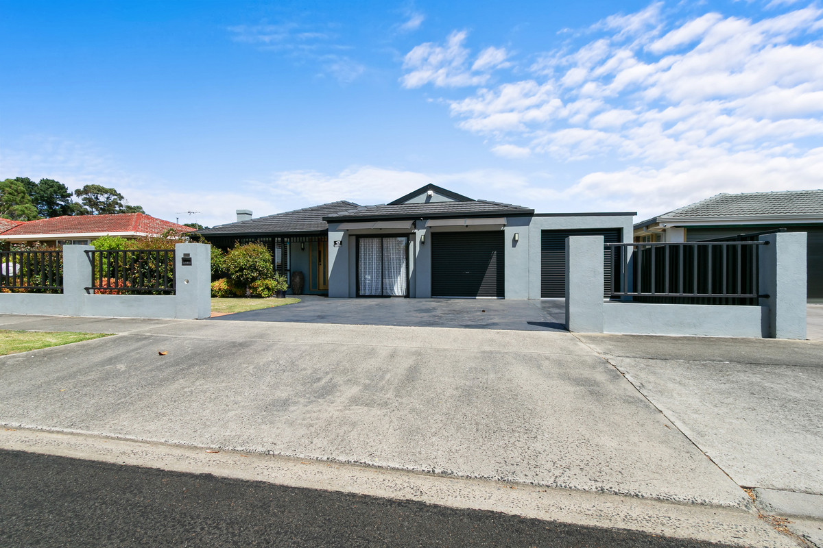 17 Swallow Grove, Traralgon VIC 3844, Traralgon - Image 1