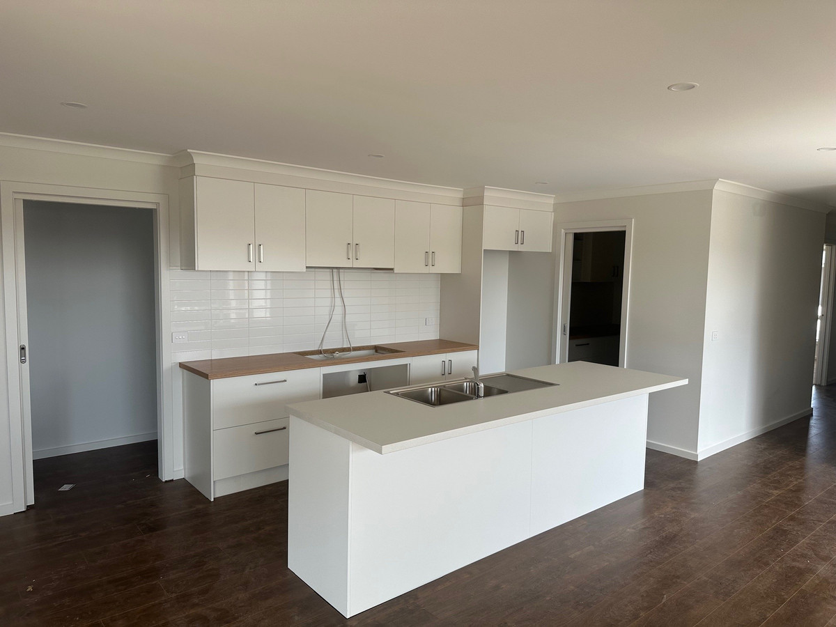 28 Jessie Way, Longwarry VIC 3816, Longwarry - Thumbnail 2