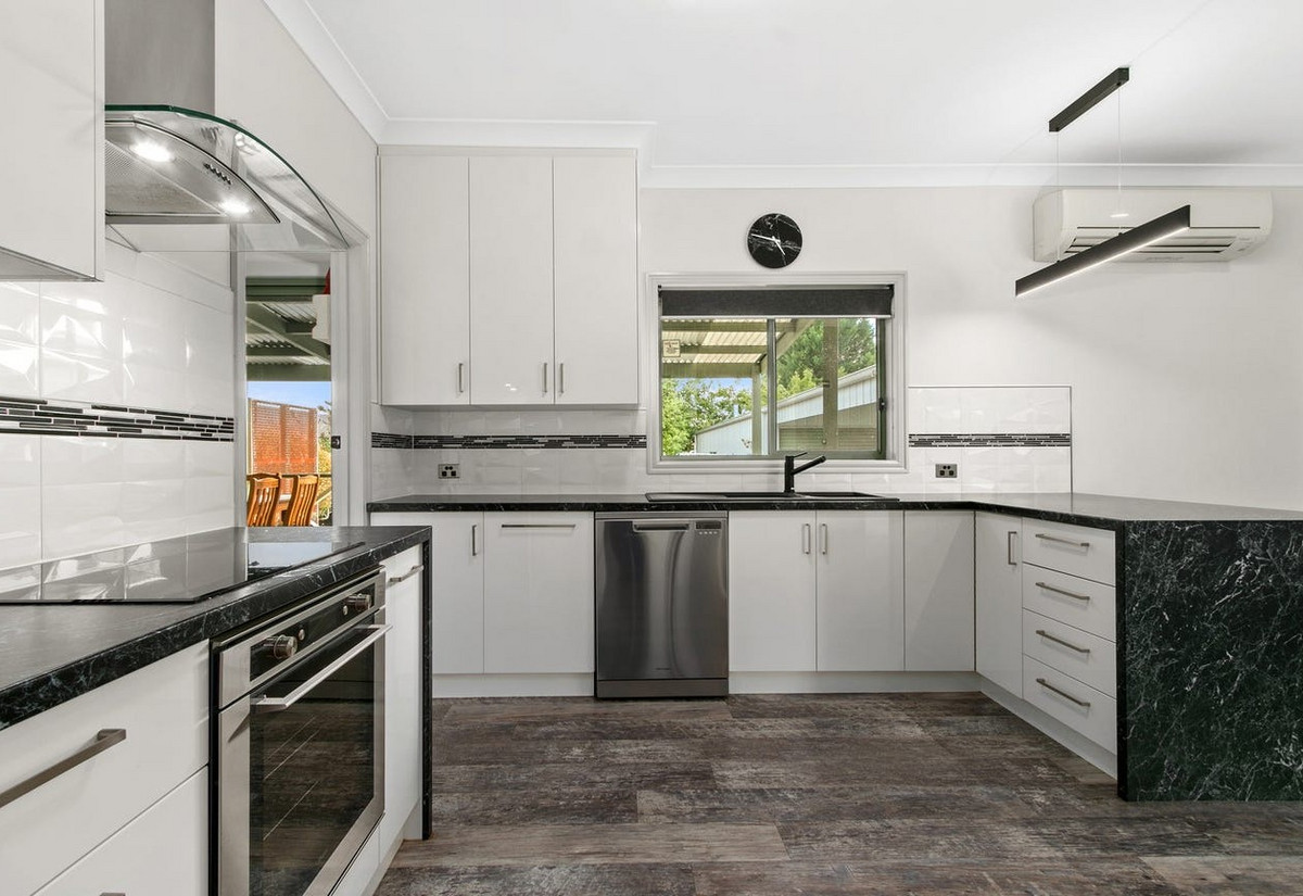 13 Victor Street, MORWELL VIC 3840, Morwell - Thumbnail 3