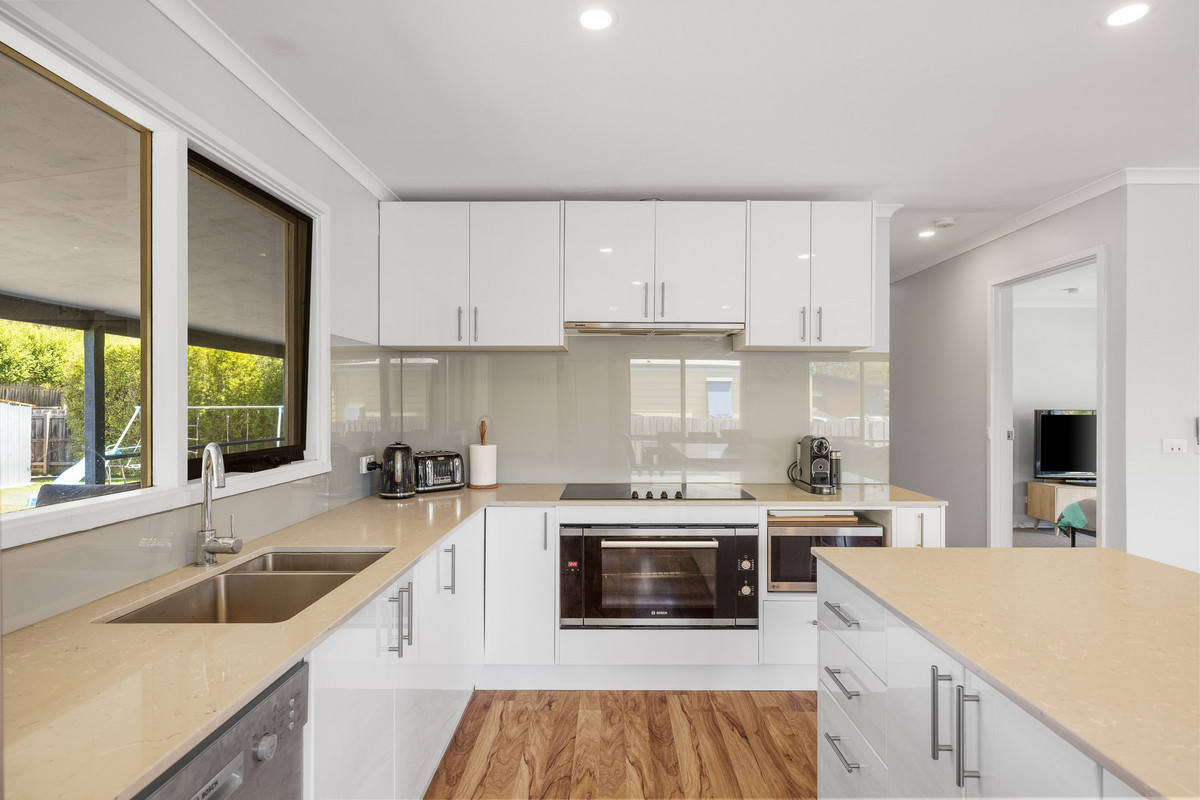5 Darryl Court, Cowes VIC 3922, Cowes - Thumbnail 2