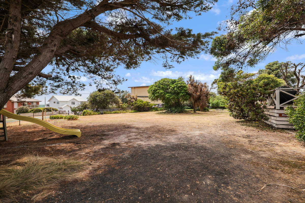 7-9 Manly Place, Surf Beach VIC 3922, Surf Beach - Thumbnail 7