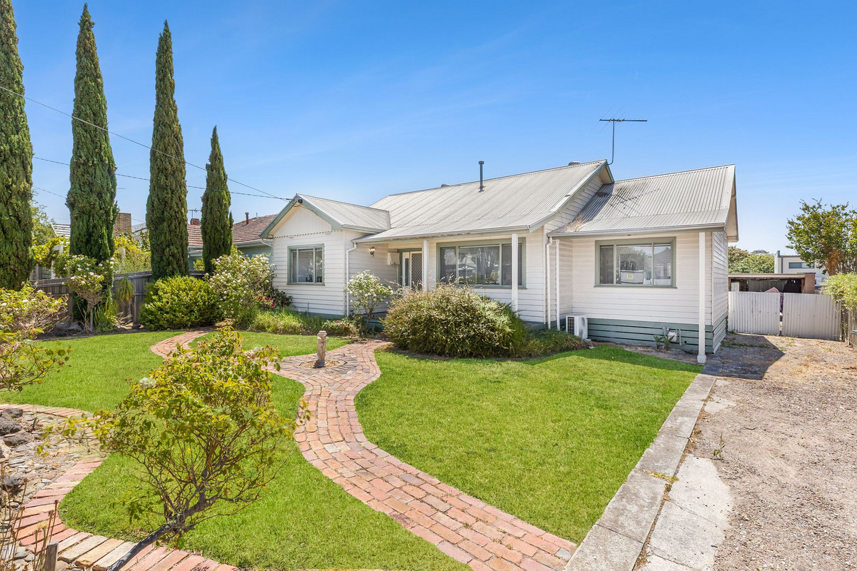 9 Mitchell Street, Belmont VIC 3216