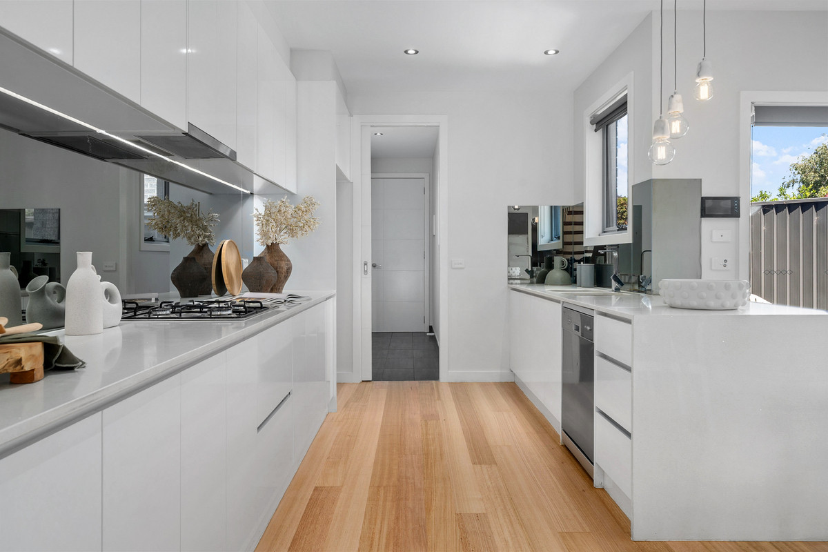 2 / 35 Gladstone Parade, GLENROY VIC 3046, Glenroy - Thumbnail 3