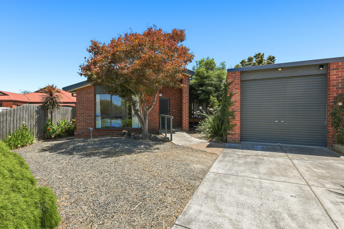 7 Shand Court, Berwick VIC 3806, Berwick - Thumbnail 2