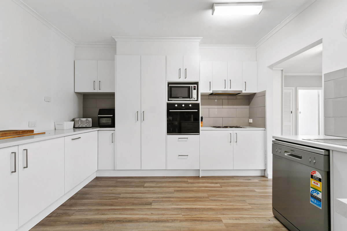 4 Blackwood Place, Morwell VIC 3840, Morwell - Thumbnail 3