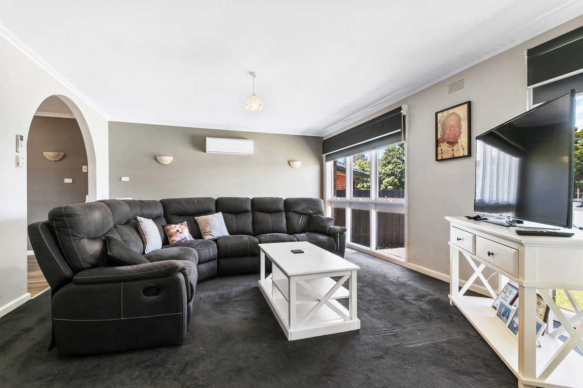 4 Blackwood Place, Morwell VIC 3840, Morwell - Thumbnail 2
