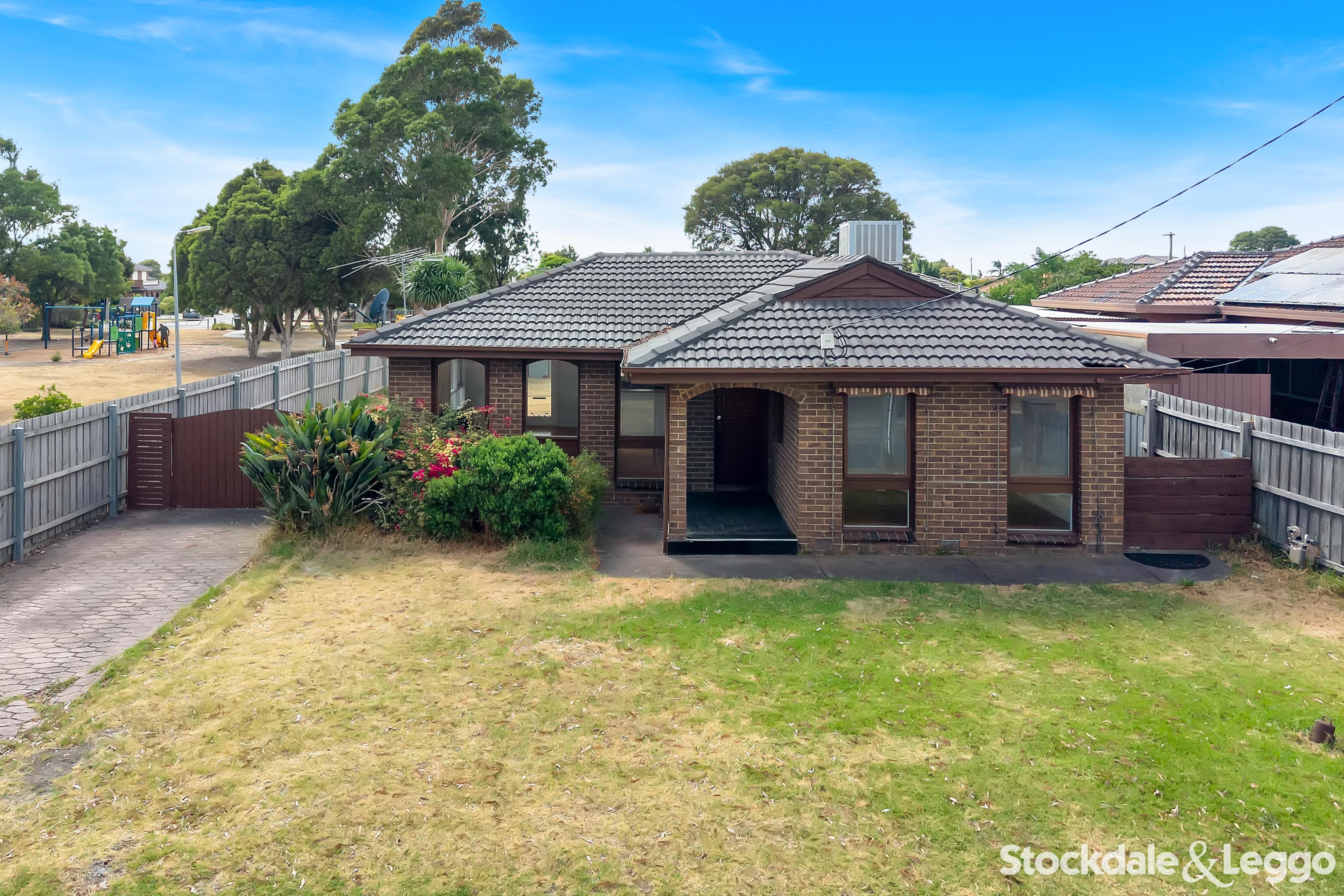 28 Spurr Street, Craigieburn VIC, Craigieburn - Thumbnail 2
