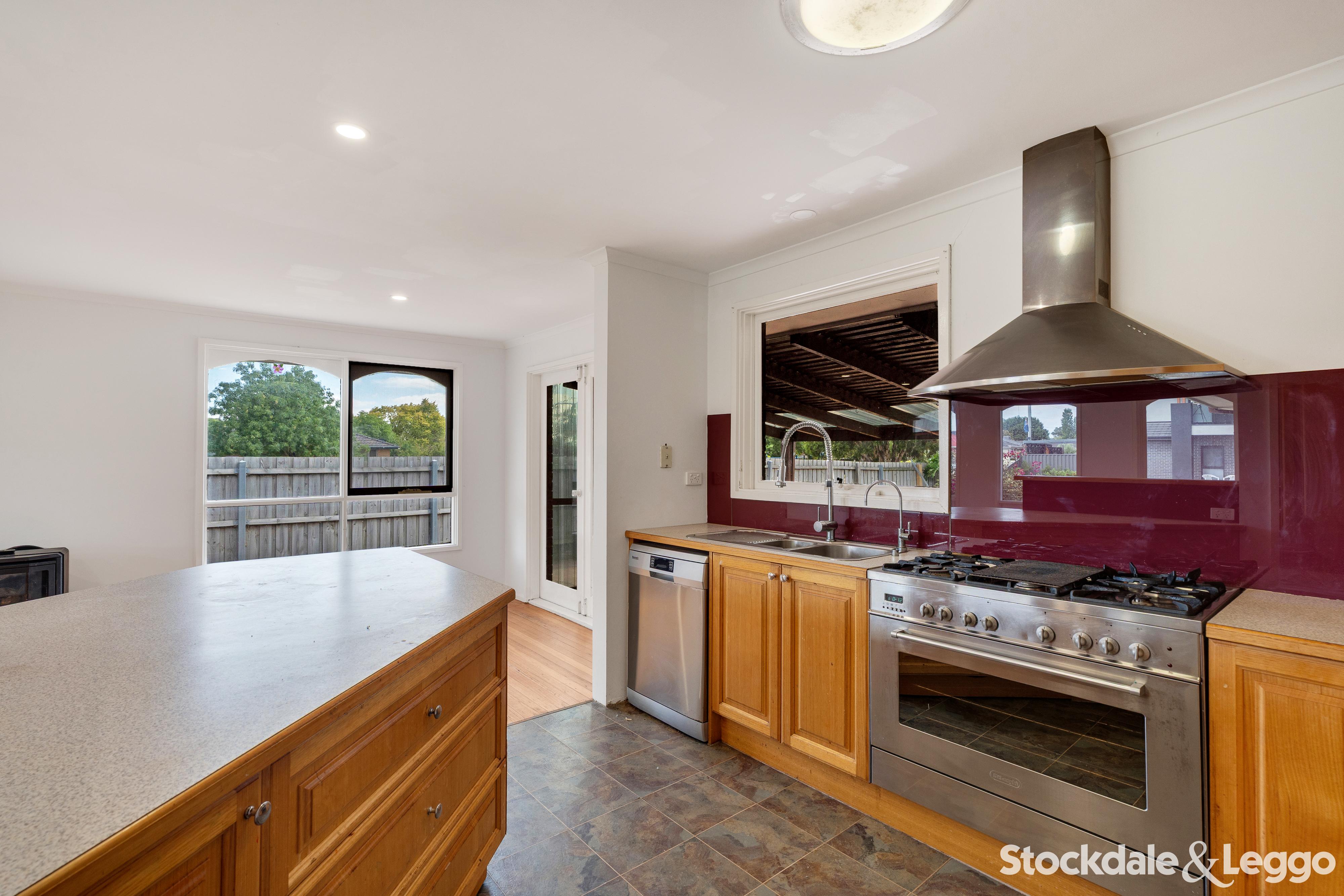 28 Spurr Street, Craigieburn VIC, Craigieburn - Thumbnail 5