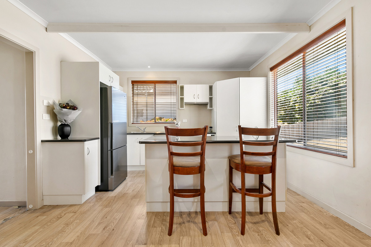 33 Dunbar Avenue, Morwell VIC 3840, Morwell - Thumbnail 4