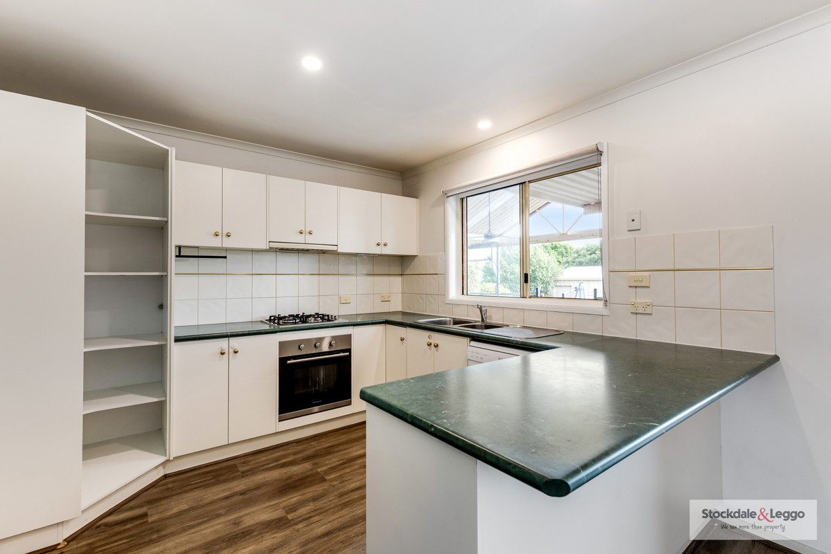 6 Pattison Drive, Kangaroo Flat VIC 3555, Kangaroo Flat - Thumbnail 4