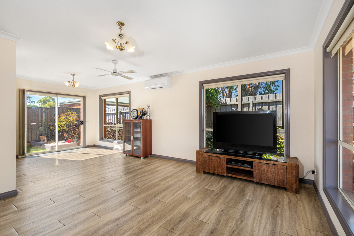 2 / 14 Milton Street, BANNOCKBURN VIC 3331, Bannockburn - Thumbnail 2