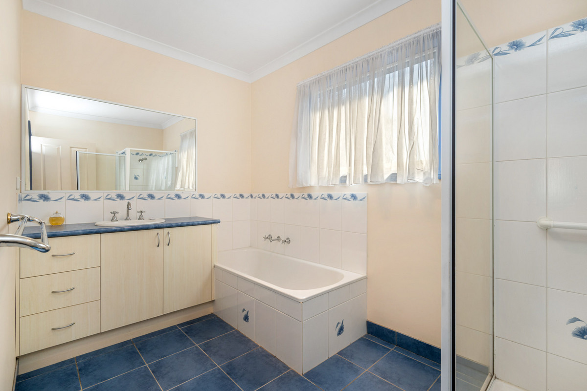 2 / 14 Milton Street, BANNOCKBURN VIC 3331, Bannockburn - Thumbnail 4