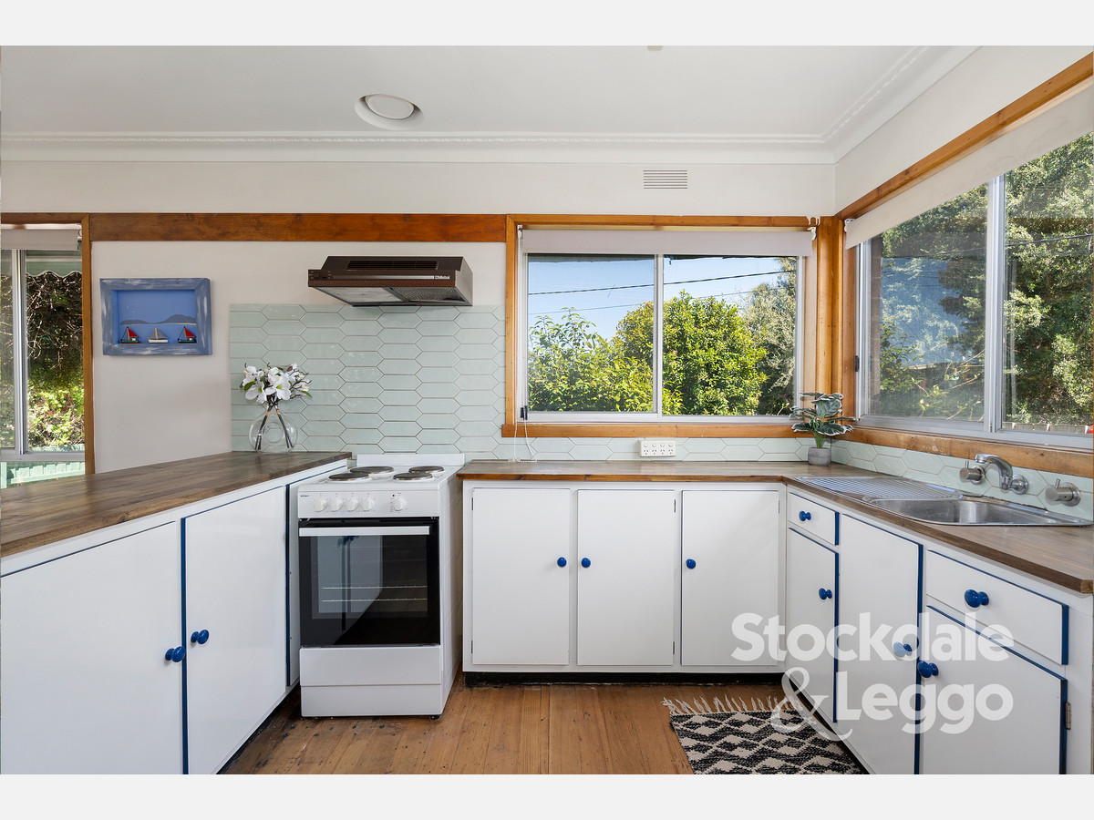 177 Eighth Avenue, Rosebud VIC 3939, Rosebud - Thumbnail 3