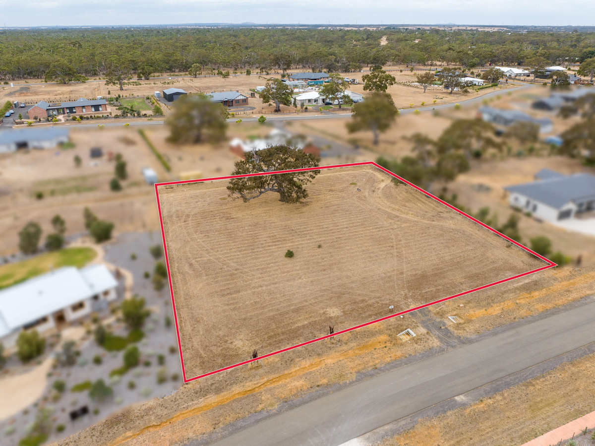 30 McQueen Drive, Inverleigh VIC 3321, Inverleigh - Thumbnail 2