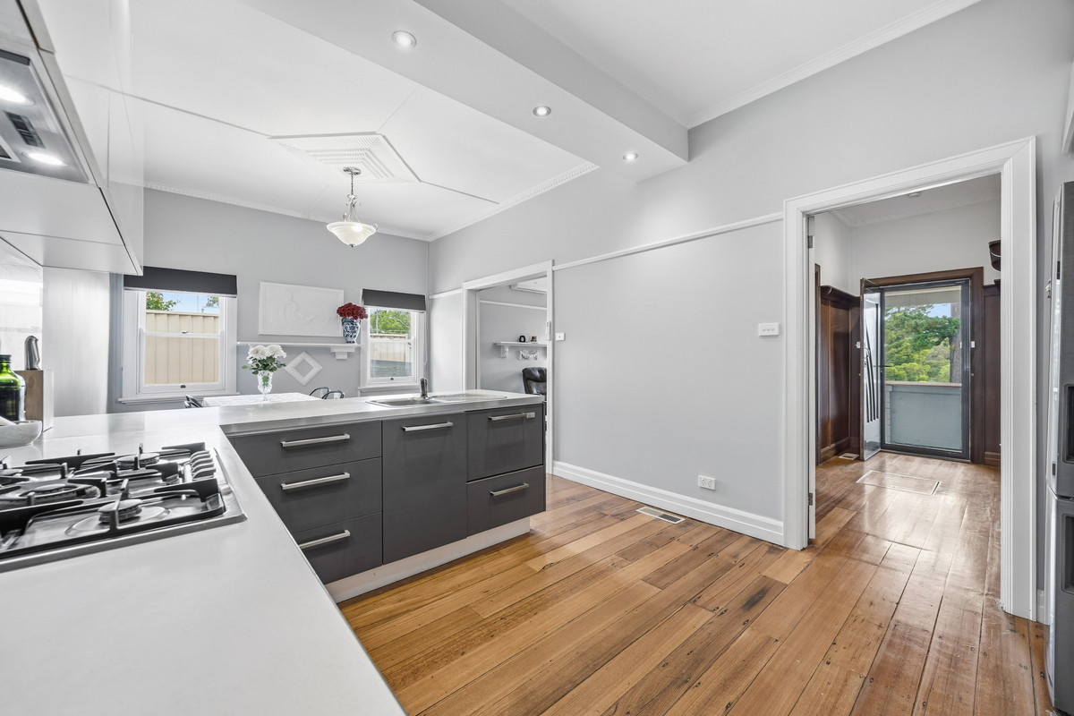 105 Morton Street, Mount Pleasant VIC 3350, Mount Pleasant - Thumbnail 3