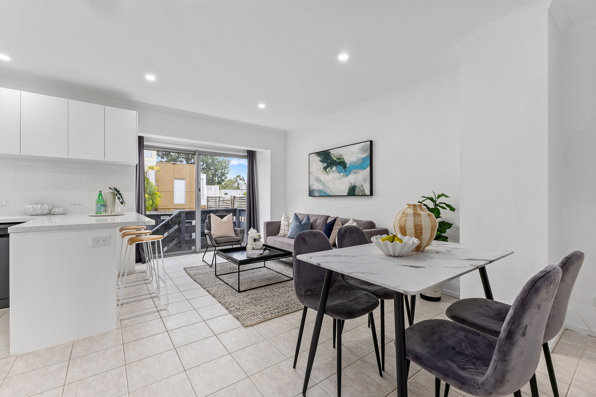 2 / 23-33 Cambridge Street, Box Hill VIC 3128, Box Hill - Thumbnail 3