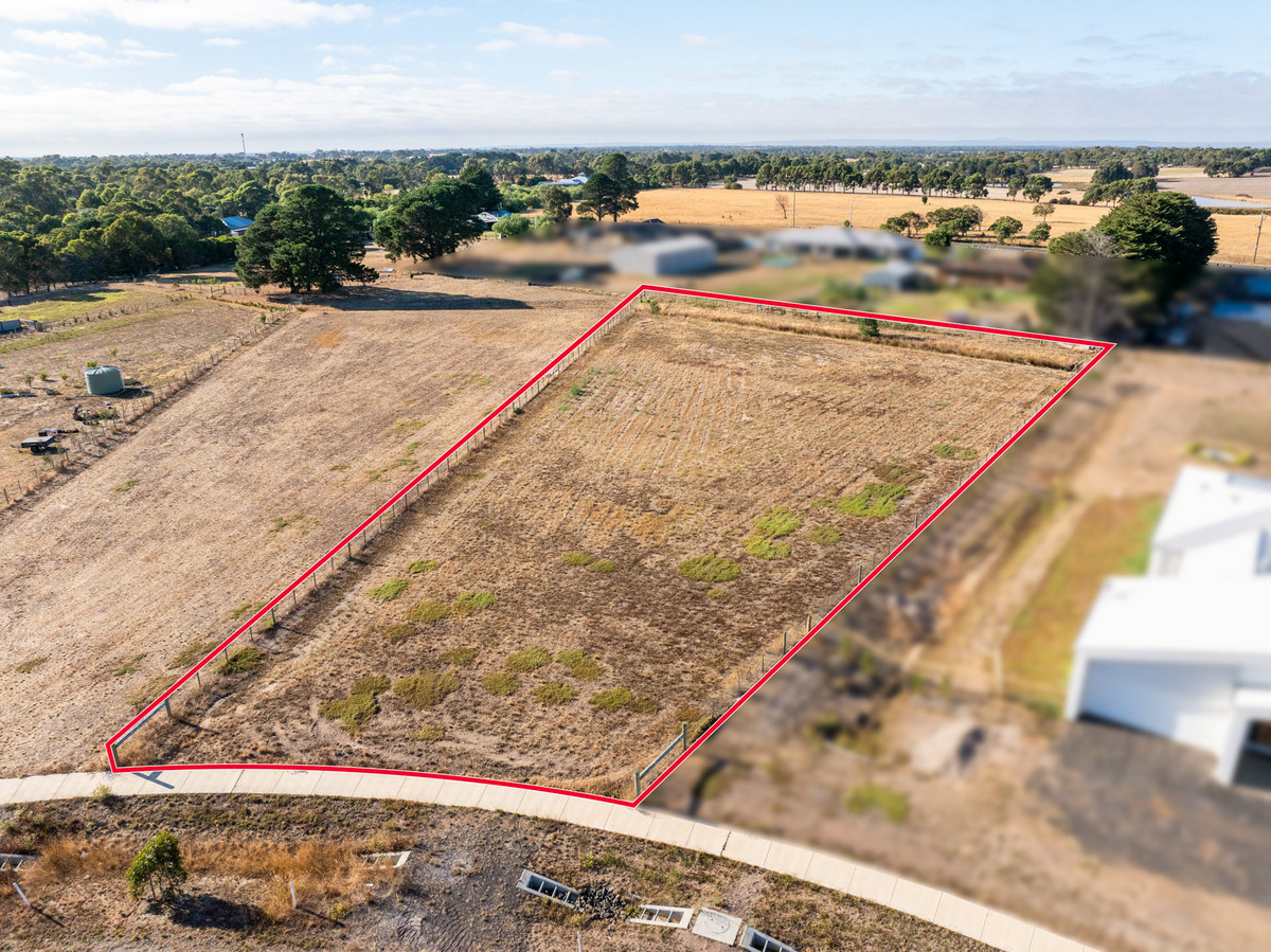 18 Harvest Court, Lethbridge VIC 3332, Lethbridge - Thumbnail 2