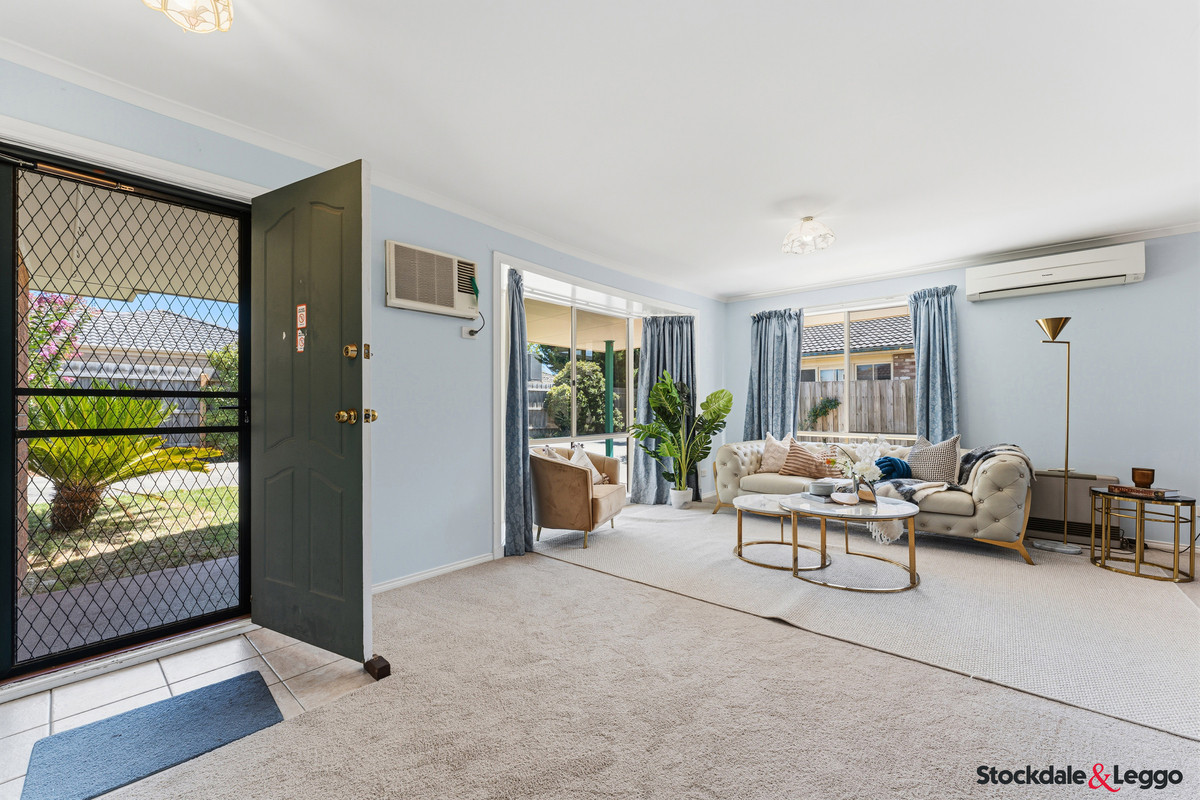 2 / 10 Jamieson Court, Pakenham VIC 3810, Pakenham - Thumbnail 2