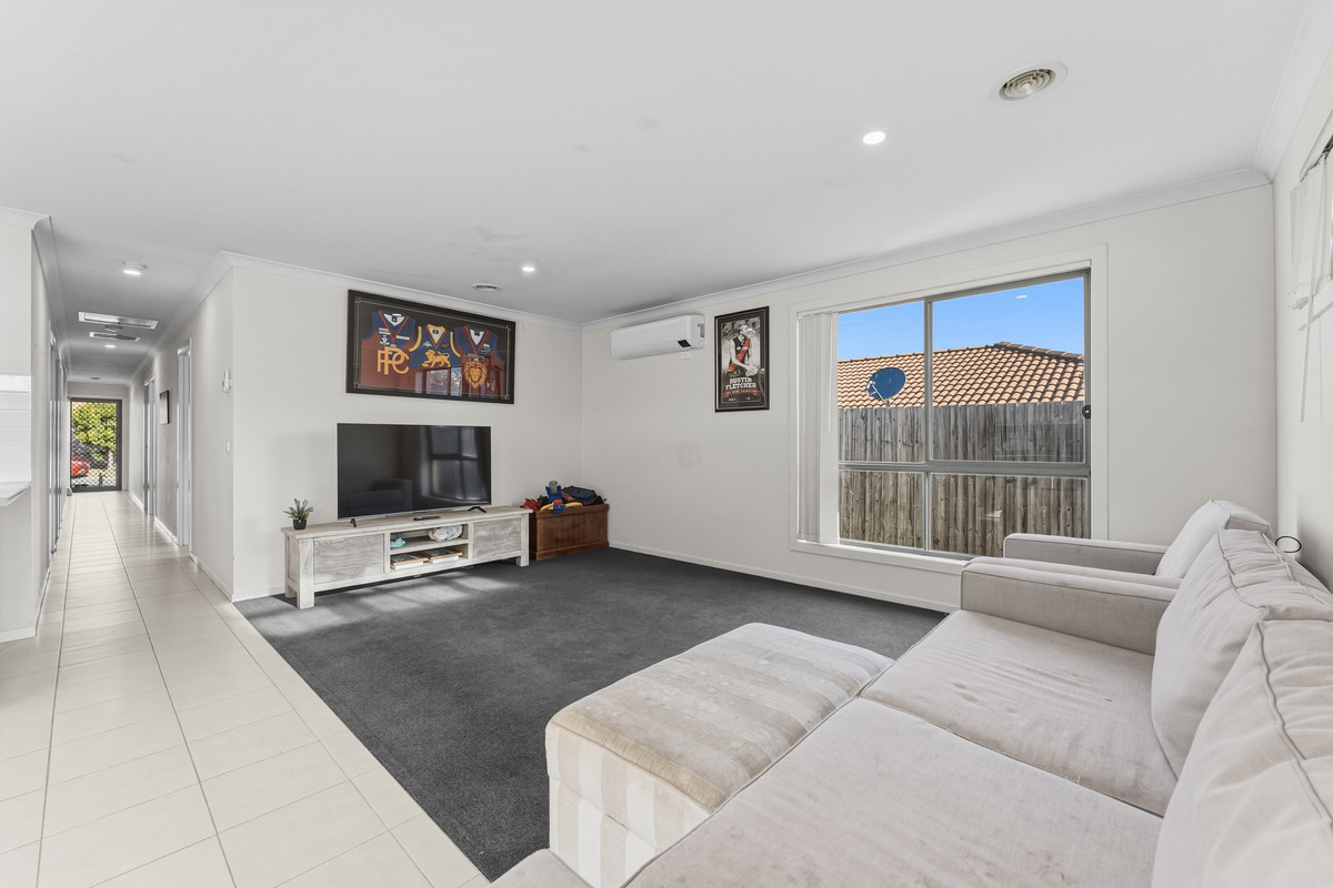 11 Alapont Close, Pakenham VIC 3810, Pakenham - Thumbnail 4