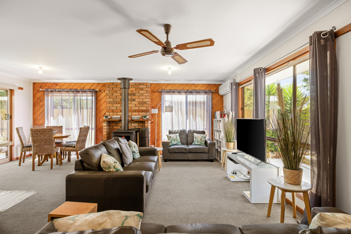 22 Goondiwindi Drive, Cowes VIC 3922, Cowes - Thumbnail 7
