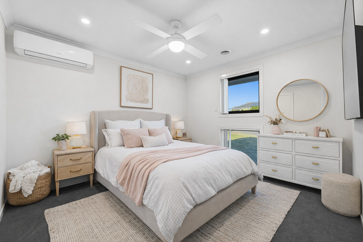 11 Alapont Close, Pakenham VIC 3810, Pakenham - Thumbnail 2
