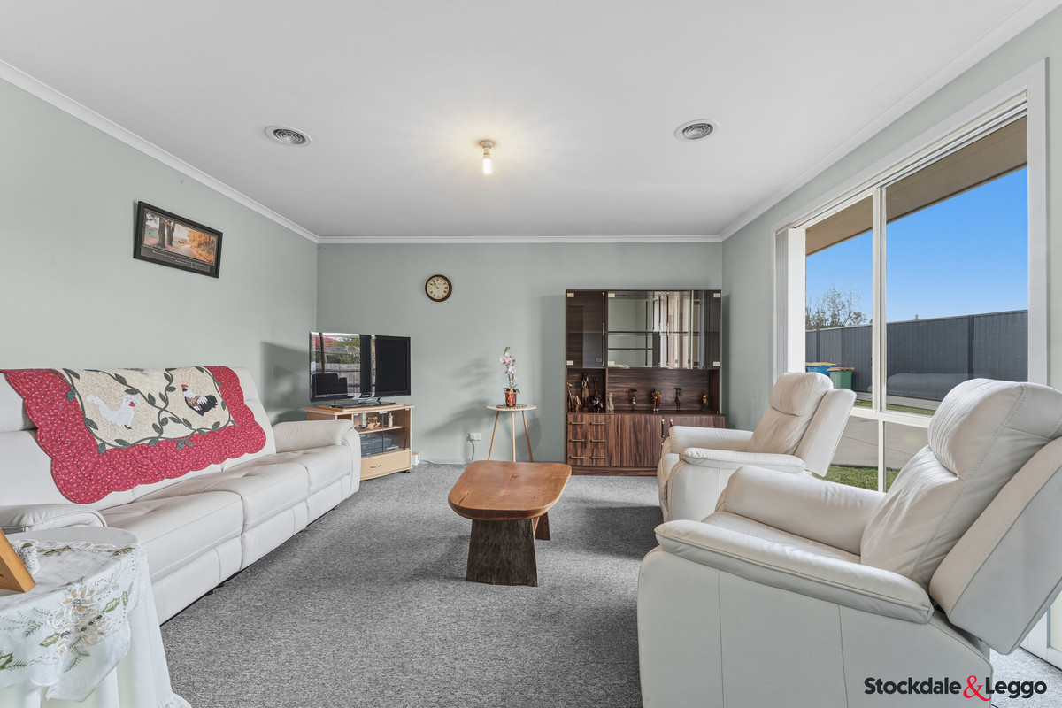 12B Tomasetti Crescent, Narre Warren VIC 3805, Narre Warren - Thumbnail 3