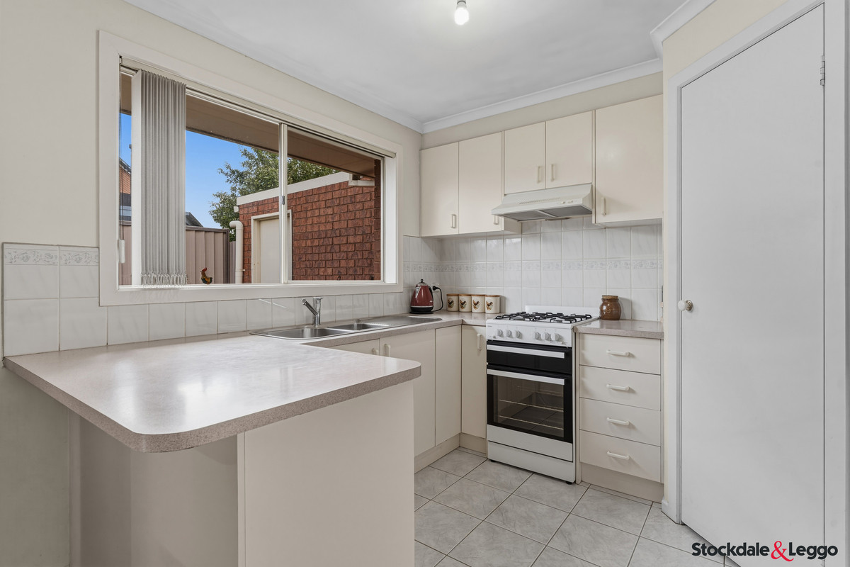 12B Tomasetti Crescent, Narre Warren VIC 3805, Narre Warren - Thumbnail 6