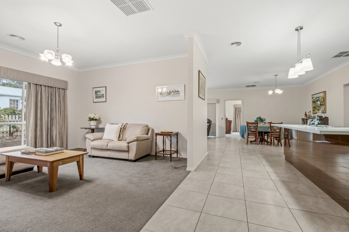 52 Campbell, Port Fairy VIC 3284, Port Fairy - Thumbnail 3