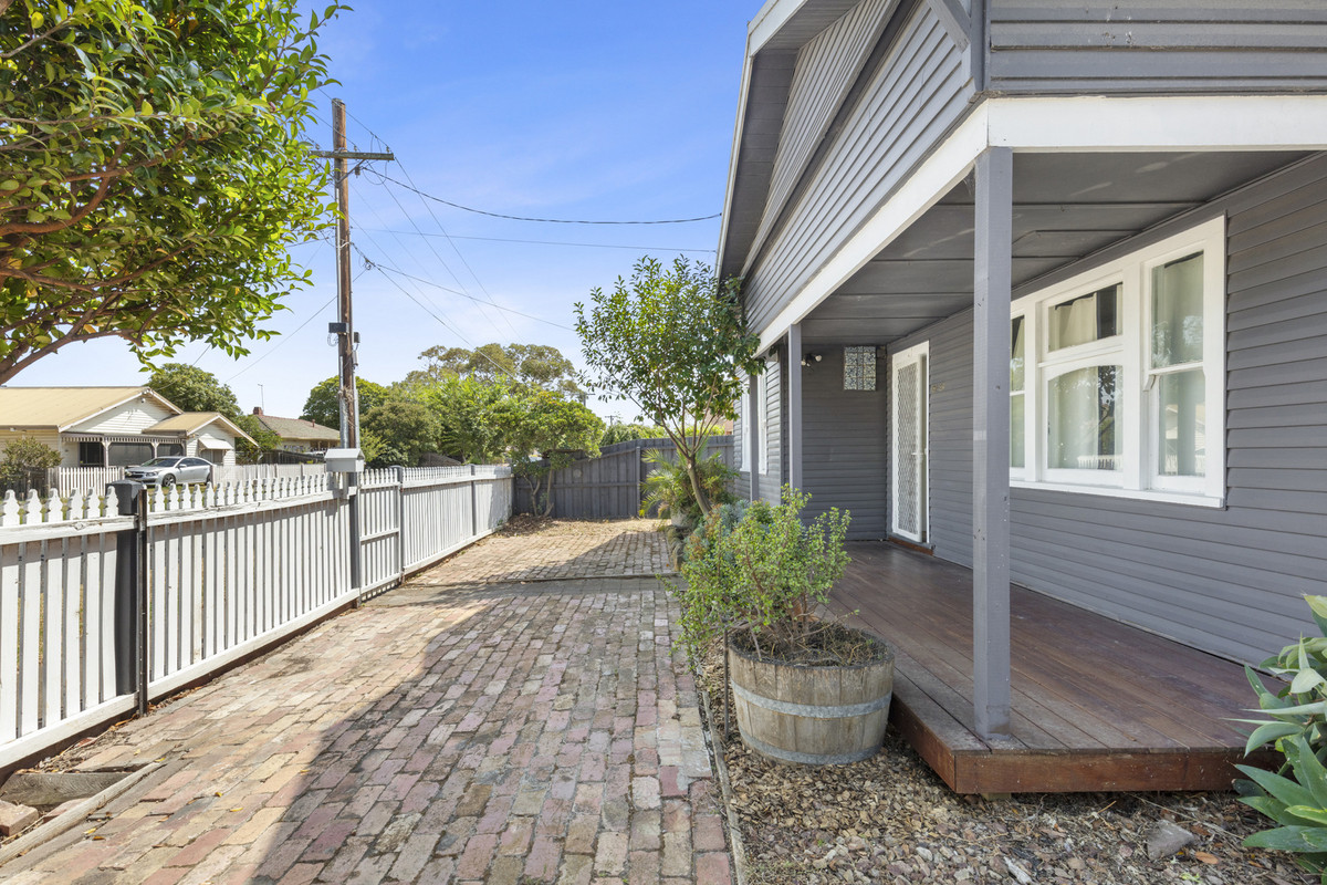 4 / 25-27 Myrtle Grove, North Shore VIC 3214, North Shore - Thumbnail 3