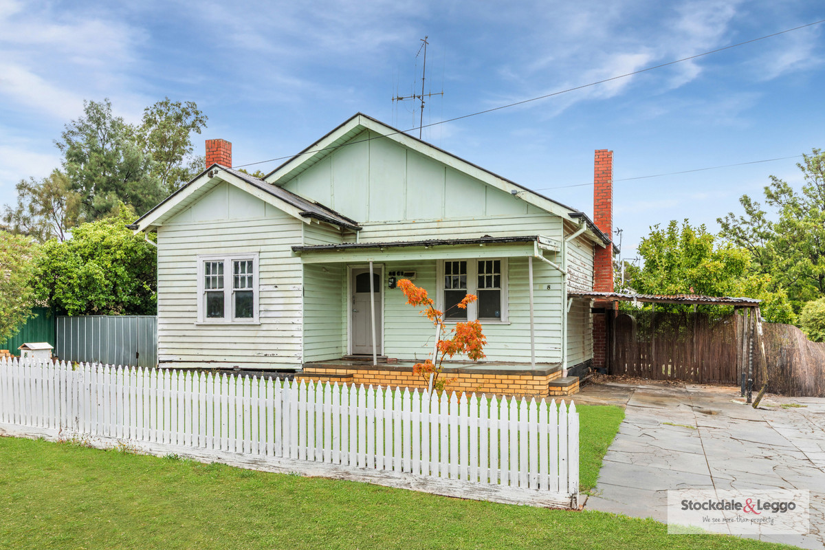 8 Barrell Street, Eaglehawk VIC 3556, Eaglehawk - Image 1