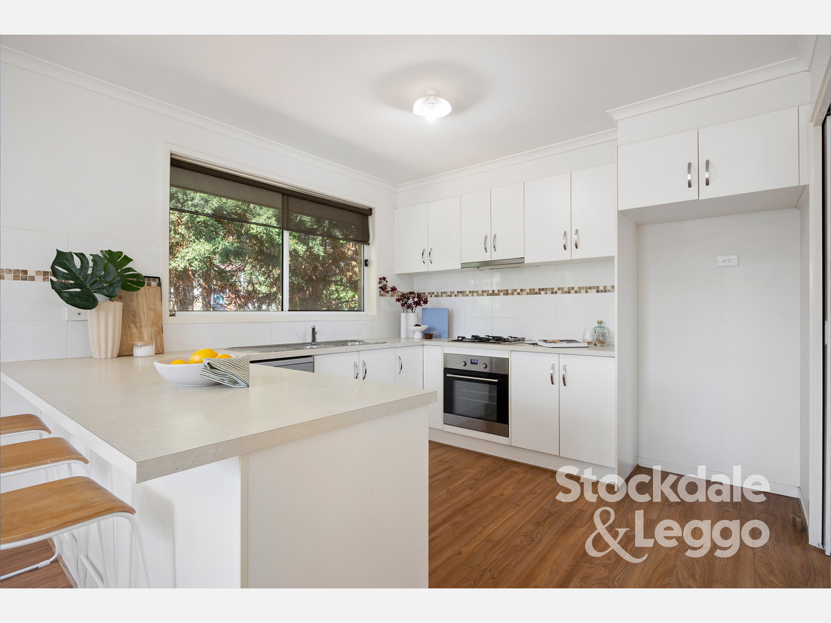 68 Bayview Avenue, Rosebud VIC 3939, Rosebud - Thumbnail 3