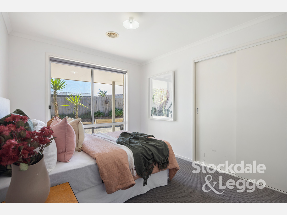 68 Bayview Avenue, Rosebud VIC 3939, Rosebud - Thumbnail 8