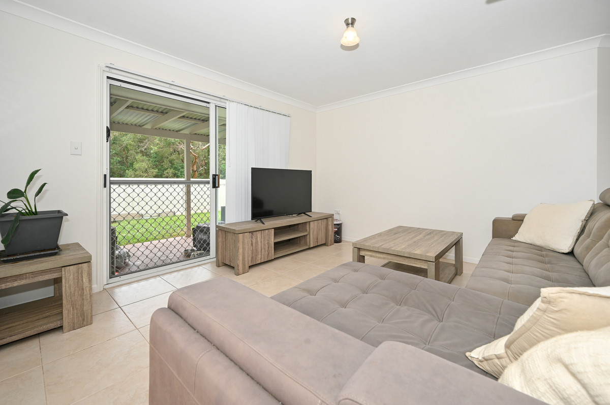 25 Lakeshore, Little Mountain QLD 4551, Little Mountain - Thumbnail 6