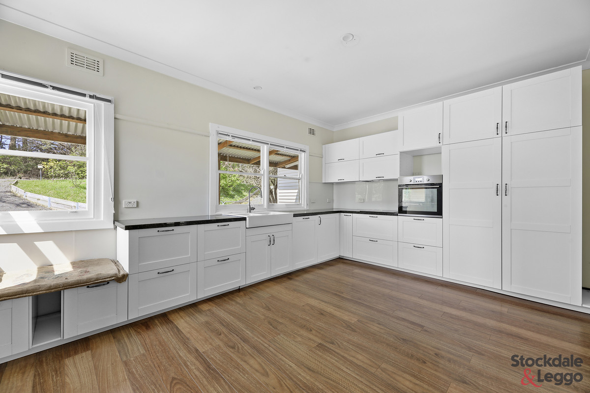 5 Thorpdale Road, Mirboo North VIC 3871, Mirboo North - Thumbnail 5