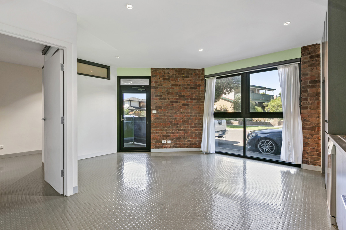 1 / 67 Noorong Avenue, BUNDOORA VIC 3083, Bundoora - Thumbnail 3