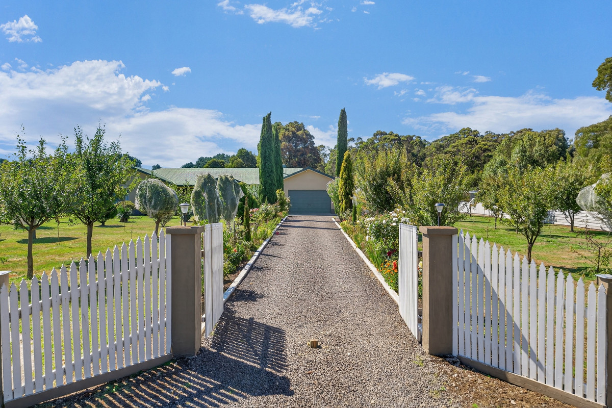 21 Messmate Road, Lyonville VIC 3461, Lyonville - Image 1
