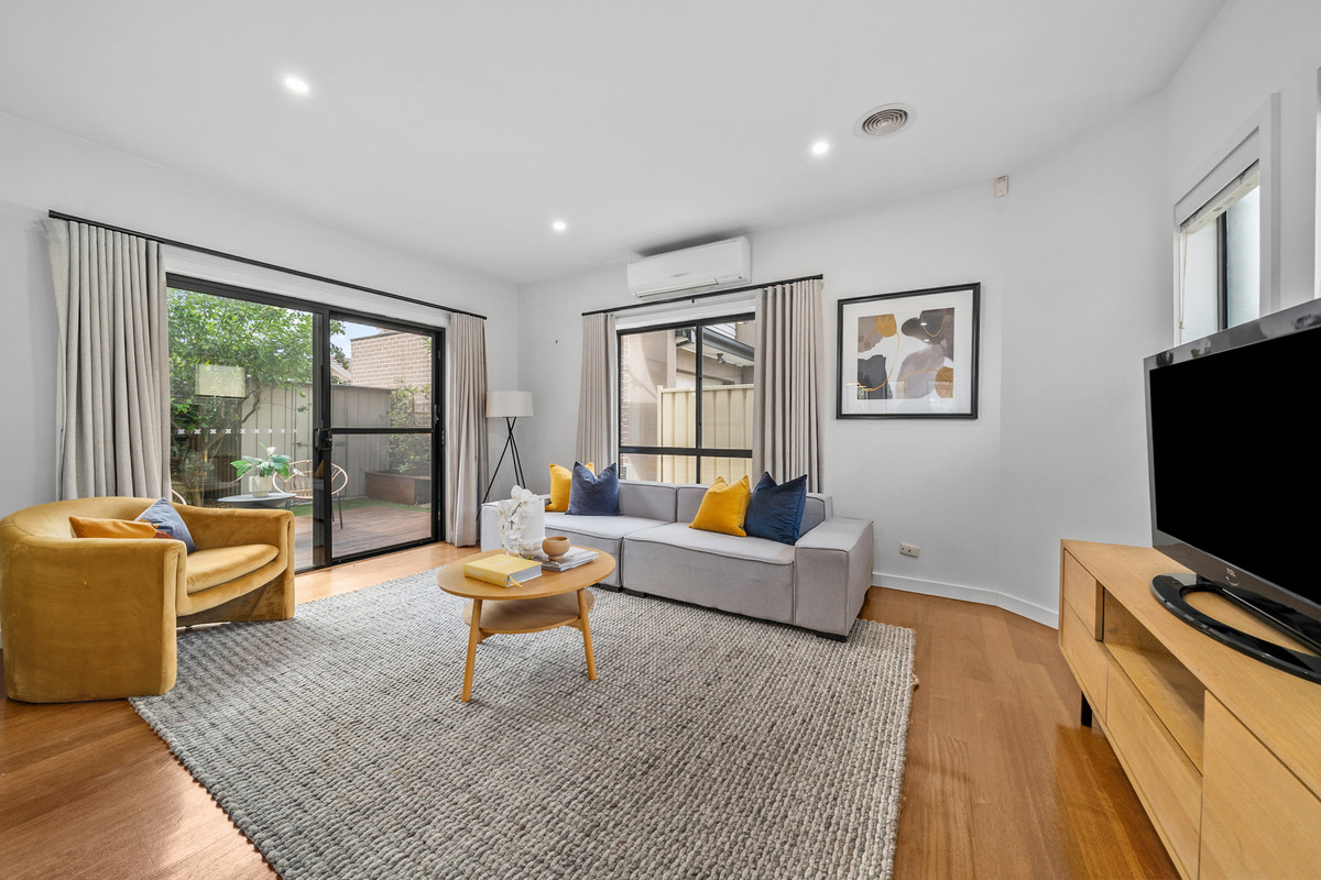 1 / 46 Cosmos Street, GLENROY VIC 3046, Glenroy - Thumbnail 2