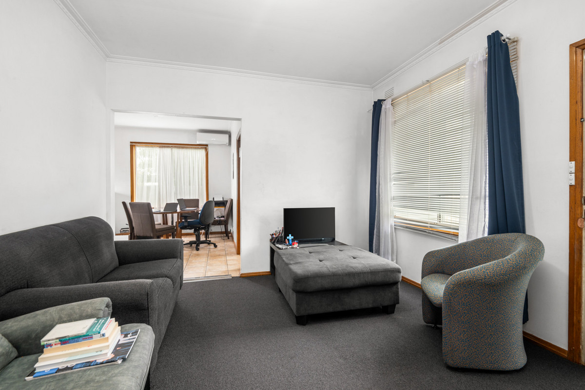 1 / 16 Redfearn Court, Corio VIC 3214, Corio - Thumbnail 4